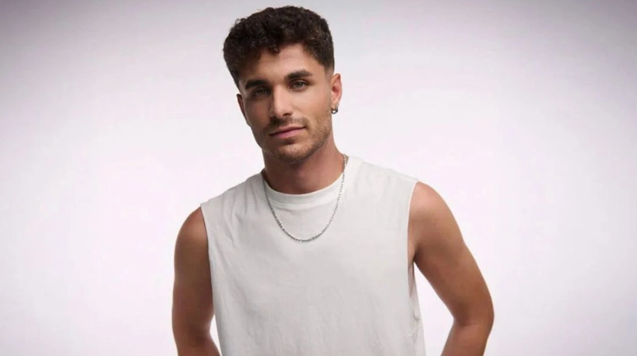 «Με τους σωστούς ανθρώπους δίπλα μου» - Η ανάρτηση του 21χρονου για τον Γιώργο Μαζωνάκη που καίει