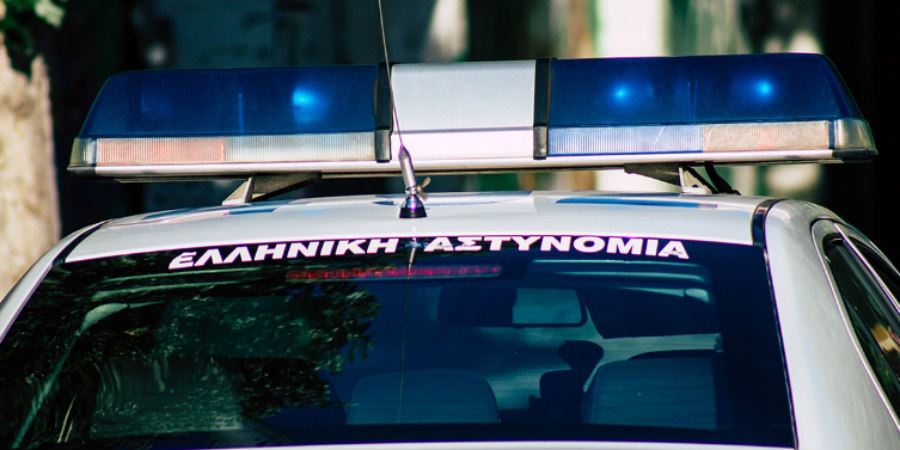 Επίθεση με χημικό υγρό στην Ελλάδα - Ο 50χρονος παραμόνευε τη γυναίκα στο σκοτάδι για να της πετάξει υδροχλωρικό οξύ 