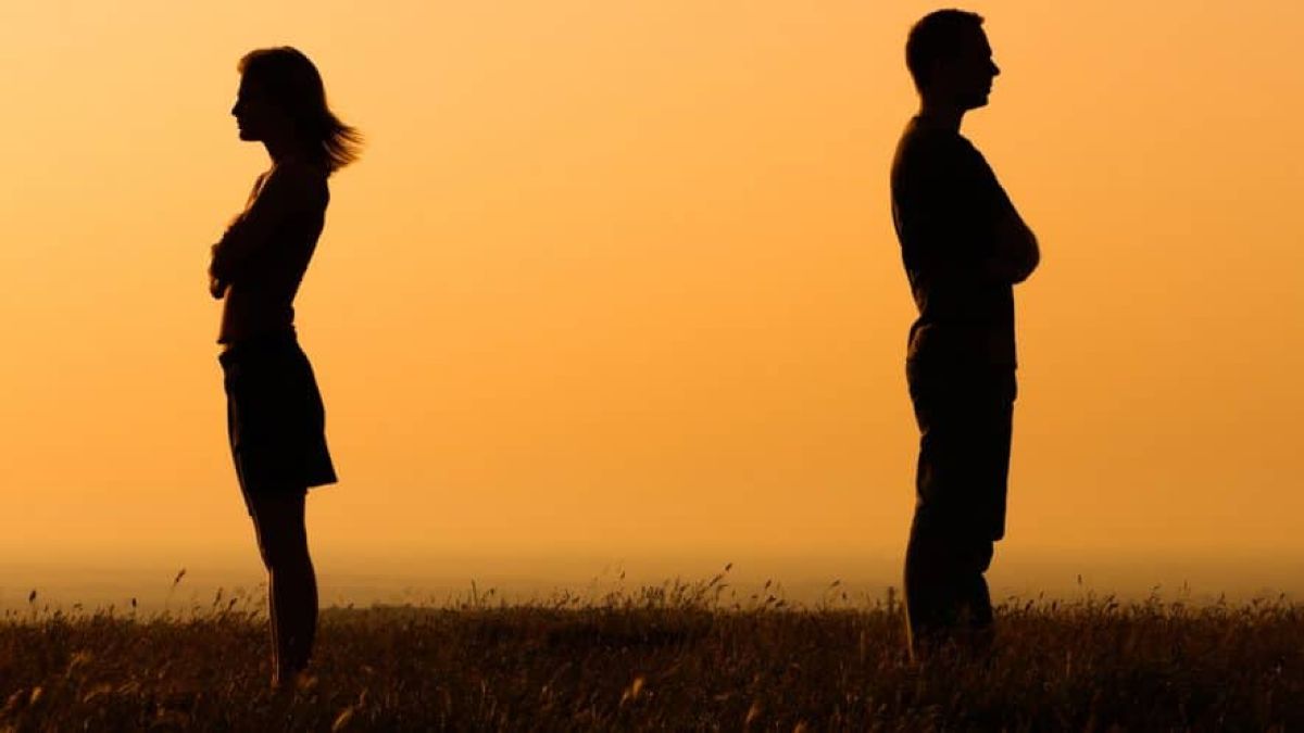 Αυτά τα τρία ζώδια θα πουν «αντίο» στις σχέσεις τους μέσα στο 2026