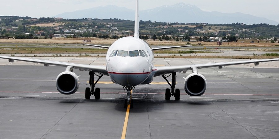 Μεθυσμένος επιβάτης πτήσης προκάλεσε αναγκαστική προσγείωση στη Θεσσαλονίκη
