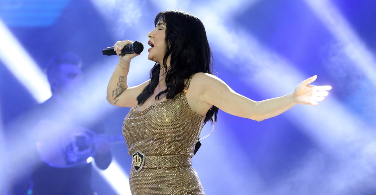 Πάολα: Απαντά πρώτη φορά για την απόφασή της να τραγουδήσει στην πίστα λίγο μετά την τραγωδία στα Τέμπη