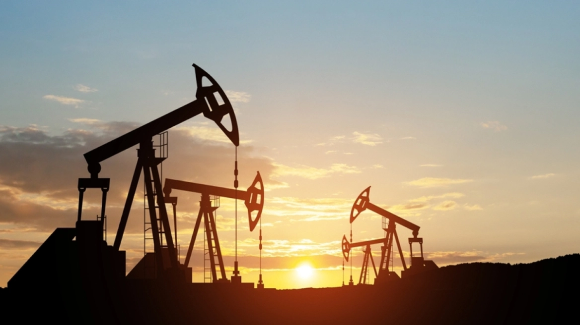 Η κοινή απελευθέρωση αποθεμάτων πετρελαίου στο τραπέζι της G7 στην έκτακτη σημερινή συνεδρίαση