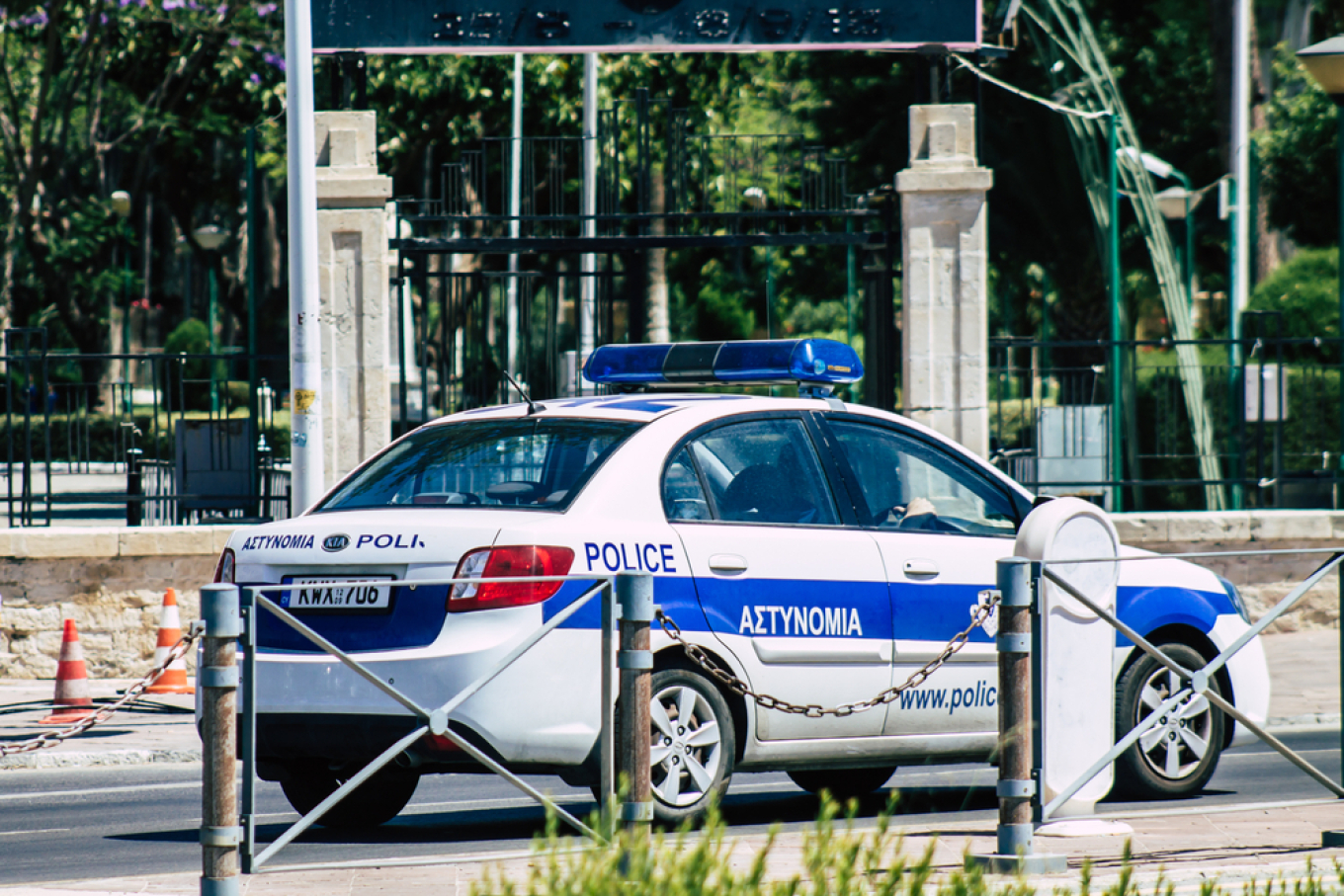 Σοκ στη Λεμεσό: Αστυνομικός πυροβόλησε τη σύζυγό του και μετά έθεσε τέρμα στη ζωή του - Οι πρώτες πληροφορίες
