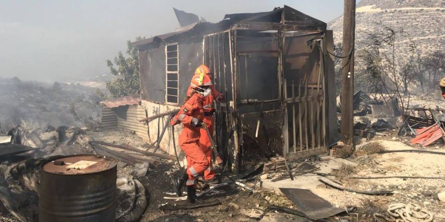 ΠΥΡΚΑΓΙΑ ΛΕΜΕΣΟΥ: Η καταστροφή που «άφησε» πίσω της η φωτιά – Συγχαρητήρια στις δυνάμεις πυρόσβεσης -ΦΩΤΟΓΡΑΦΙΕΣ