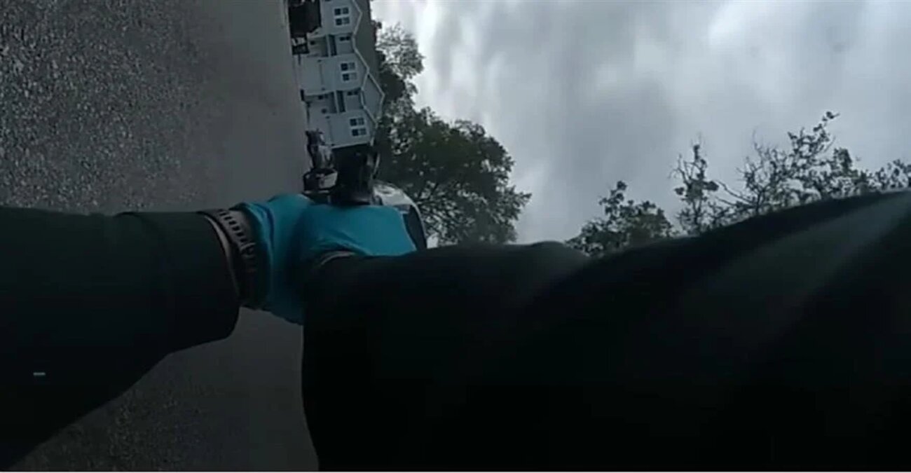 Αστυνομικός... τσακάλι στις ΗΠΑ: Τρόμαξε από βελανίδι και άνοιξε πυρ - Δείτε βίντεο