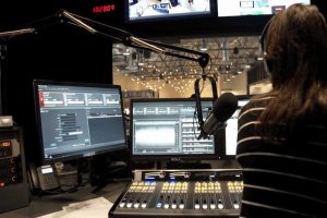 “Καυτός” Δεκέμβρης – Συνεχείς ΔΙΑΦΟΡΟΠΟΙΗΣΕΙΣ στα “ρόστερ” των ΜΜΕ