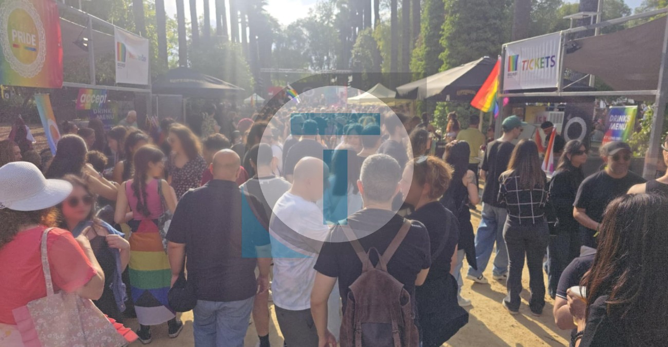 Πορεία Υπερηφάνειας: «Η αγάπη δεν φοβάται» - Φόρεσαν μαύρα ρούχα ως συμβολική πράξη διαμαρτυρίας – Δείτε φωτογραφίες