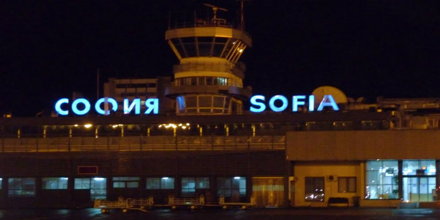 ΣΚΟΠΙΑ: Αναγκαστική προσγείωση του Ζόραν Ζαεφ στη Σόφια για λόγους ασφαλείας