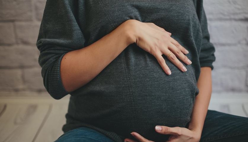 Έκπληξη! Έγκυος στο δεύτερο παιδί της γνωστή τραγουδίστρια - ΦΩΤΟΓΡΑΦΙΑ