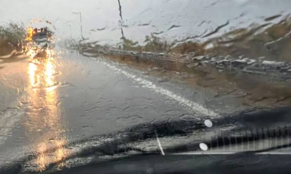 Αλλάζει ο καιρός: Βροχές, καταιγίδες και χαλάζι στην πρόγνωση - Πού και πότε θα «χτυπήσουν»