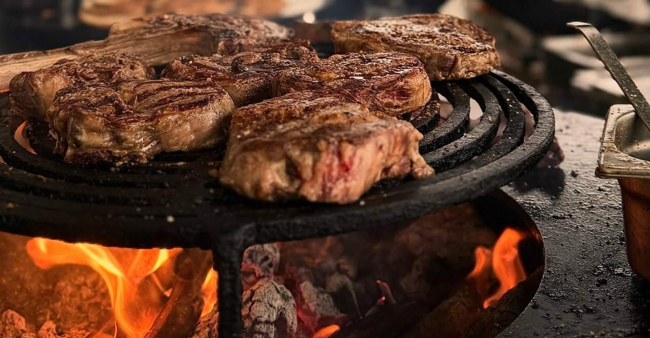 Ο διάσημος Βραζιλιάνος chef ανάβει φουκού ξανά στο Τρόοδος - Ανακοινώθηκαν νέες ημερομηνίες για τα bbq weekends