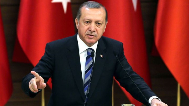DW: Η Τουρκία επιδιώκει τη στήριξη του Βερολίνου για τα οικονομικά