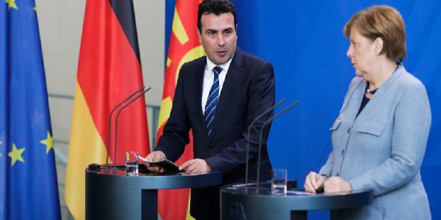 Η Μέρκελ στα Σκόπια -Ισχυρή στήριξη στον Ζάεφ για το δημοψήφισμα