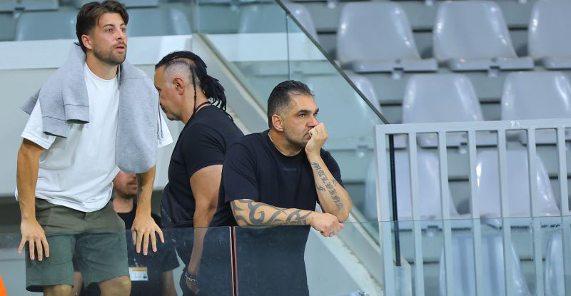 Video: Μπορεί να «εκτοπίσει» τον κουμπάρο του ο Δημοσθένους; 