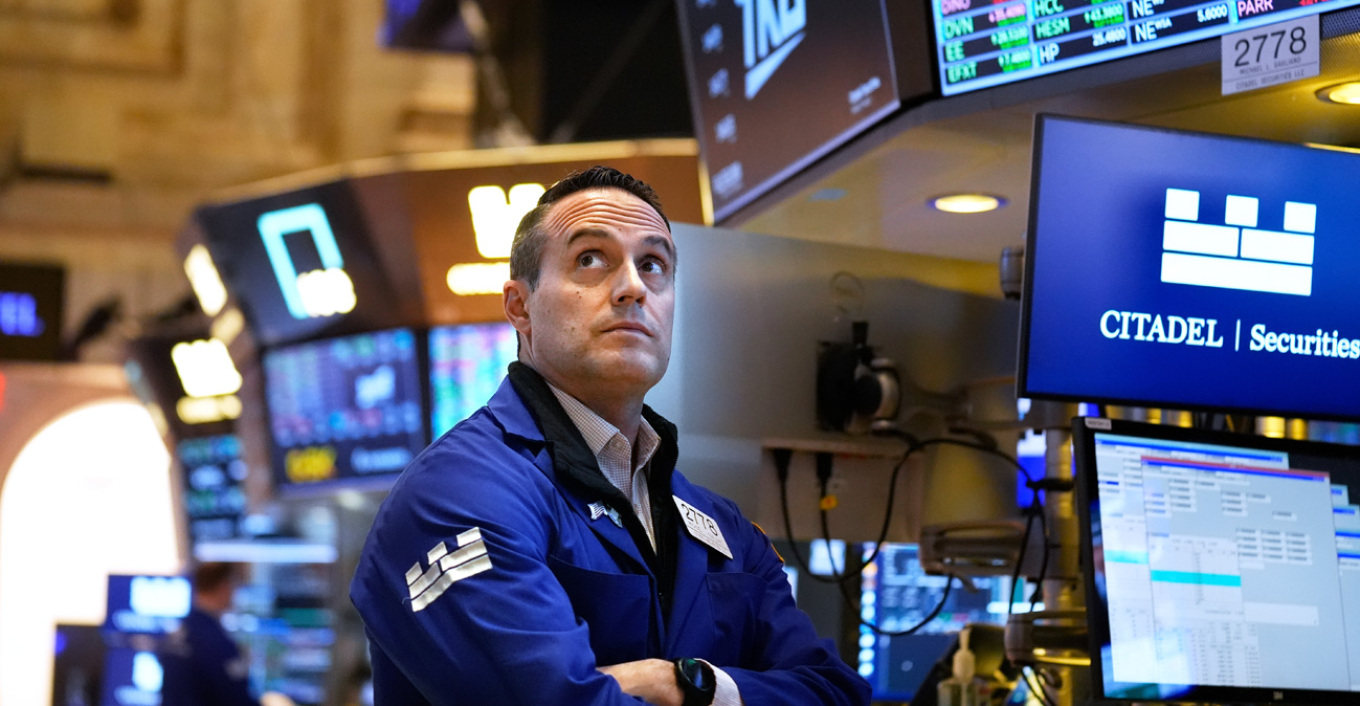 Επιστροφή στα κέρδη για τη Wall Street: Κλειδί η σταθεροποίηση των ομολόγων