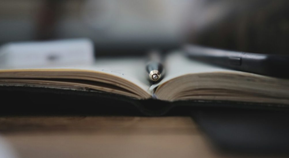 Απίστευτη ιστορία: «Γέλασε η τύχη» σε 72χρονο - Βρήκε ξεχασμένο βιβλιάριο και κέρδισε… 50.000 ευρώ