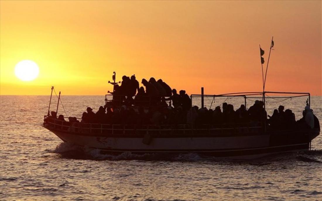 Συναγερμός στην Πάφο: Πλοιάριο με μετανάστες προσεγγίζει τις Κυπριακές ακτές