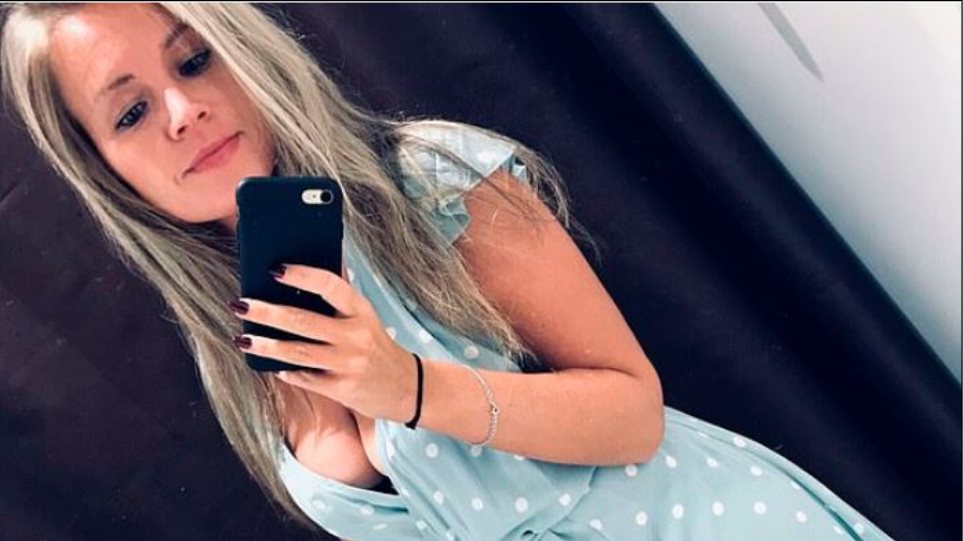 Τραγικός θάνατος 26χρονης - Της έπεσε το κινητό ενώ έκανε μπάνιο - ΦΩΤΟΓΡΑΦΙΑ