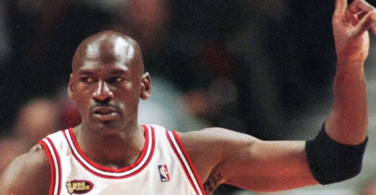 NBA: Πωλήθηκε ρούκι κάρτα του Τζόρνταν για 2,7 εκατ. δολάρια