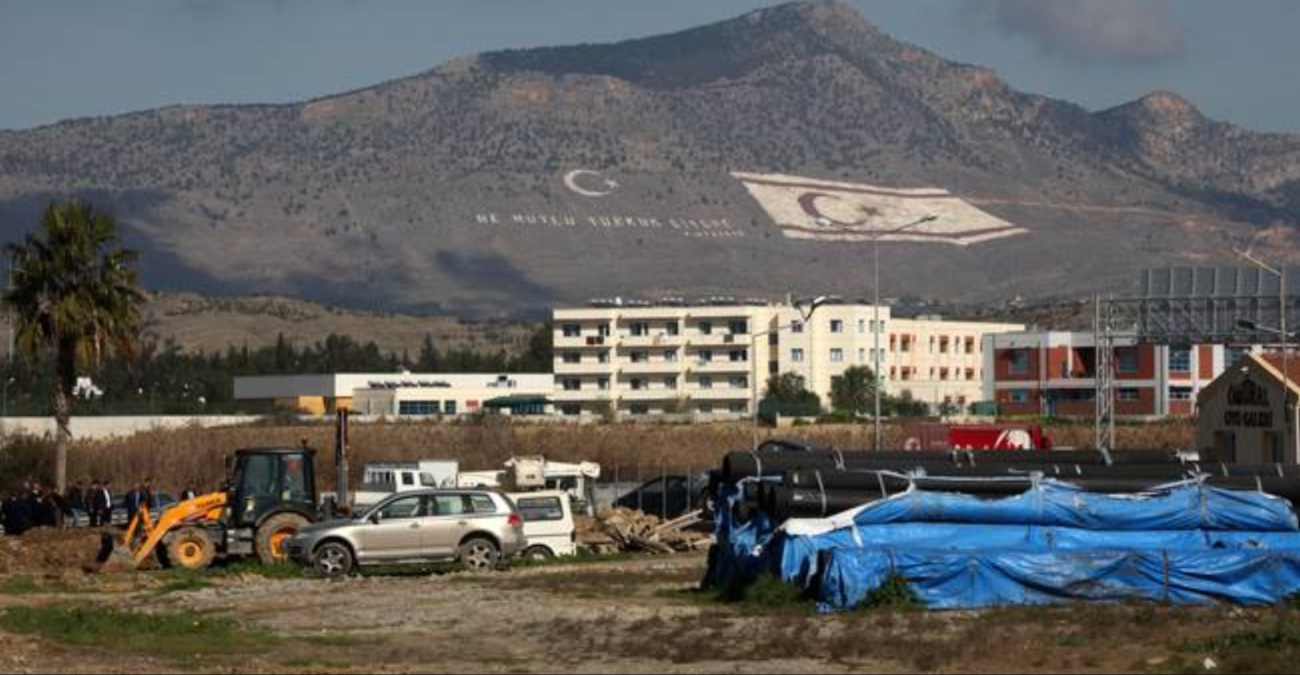 Από τα τσιγάρα στον σανό: Η πολυετή δράση 75χρονου στην Πράσινη Γραμμή που ψάχνει το Τελωνείο