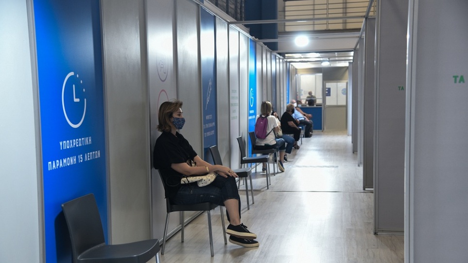 Επταπλασιάστηκαν σε 24 ώρες τα ραντεβού για εμβολιασμό από τους πολίτες άνω των 60 ετών στην Ελλάδα
