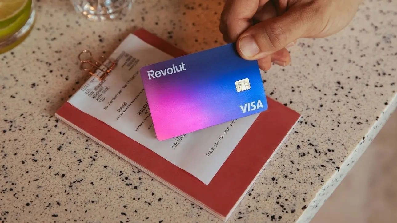 Revolut: «Αποκαταστάθηκαν τα προβλήματα λειτουργίας» - Η συγγνώμη για την ταλαιπωρία