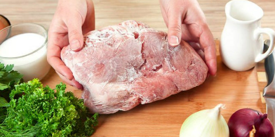 Ο πιο εύκολος και γρήγορος τρόπος να ξεπαγώσεις κρέας και κιμά