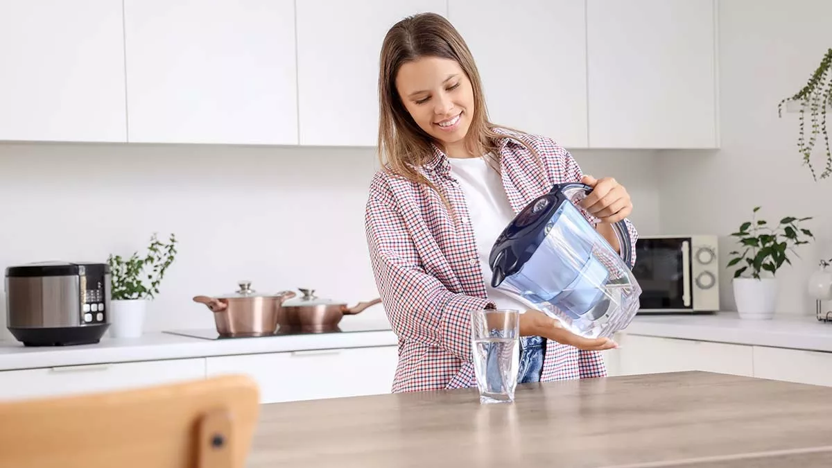 Πίνετε ζεστό νερό για μία εβδομάδα και μάθετε τι (καλό) θα συμβεί στο σώμα σας – Δείτε βίντεο