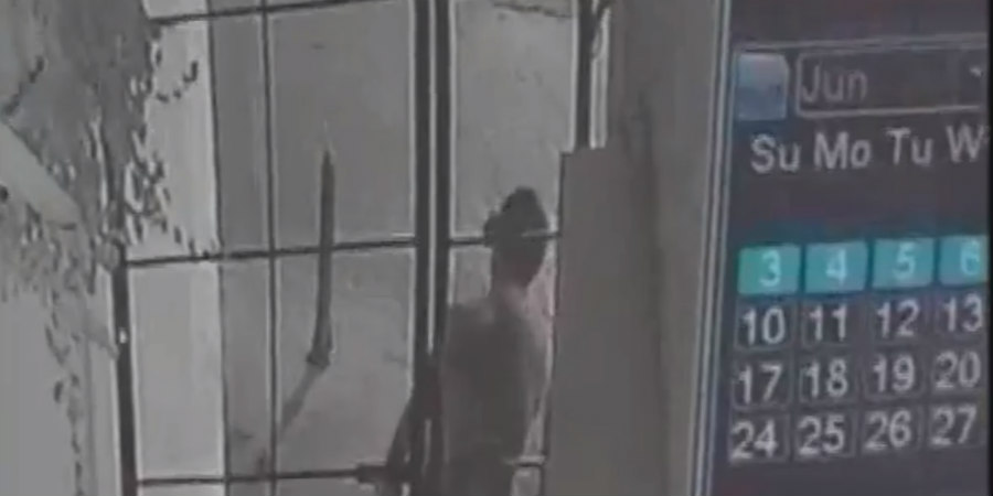 ΛΕΜΕΣΟΣ: Βίντεο από τον ληστή που κρύφτηκε σε ψυγείο μόλις είδε περιπολικό