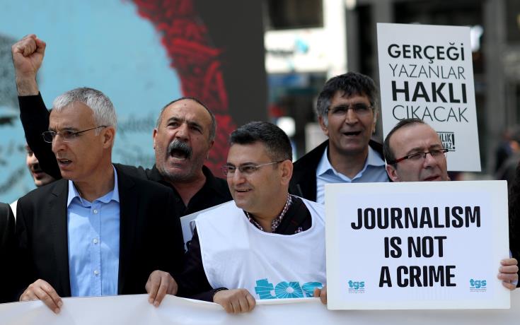 Συμβούλιο της Ευρώπης: 'Δημοσιογράφοι στόχος διαδηλωτών στα κατεχόμενα'