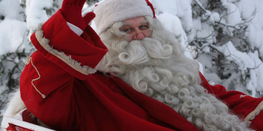 ΚΥΠΡΟΣ: Ήρθε ο Άγιος Βασίλης με τον «σσιοίρο» - ΦΩΤΟΓΡΑΦΙΑ