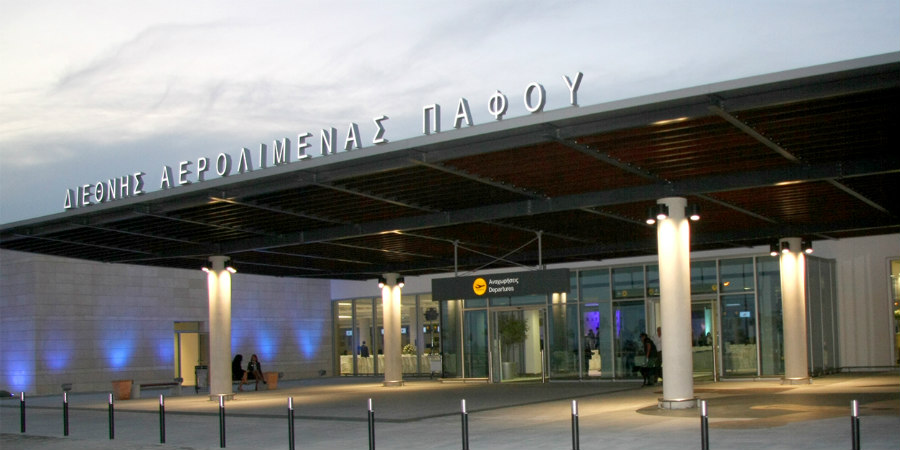 Ρεκόρ επιβατικής κίνησης στα αεροδρόμια Λάρνακας και Πάφου