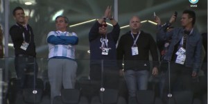 ΦΟΒΕΡΕΣ σκηνές με Μαραντόνα την ώρα  του Εθνικού ύμνου της Αργεντινής! – ΒΙΝΤΕΟ