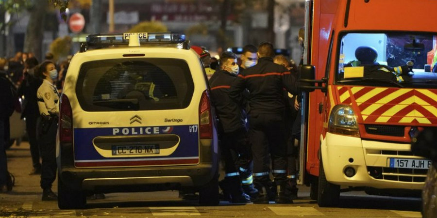 Άνδρας σκότωσε τρεις αστυνομικούς – Προσπαθούσαν να γλυτώσουν γυναίκα από τα χέρια του στη Γαλλία