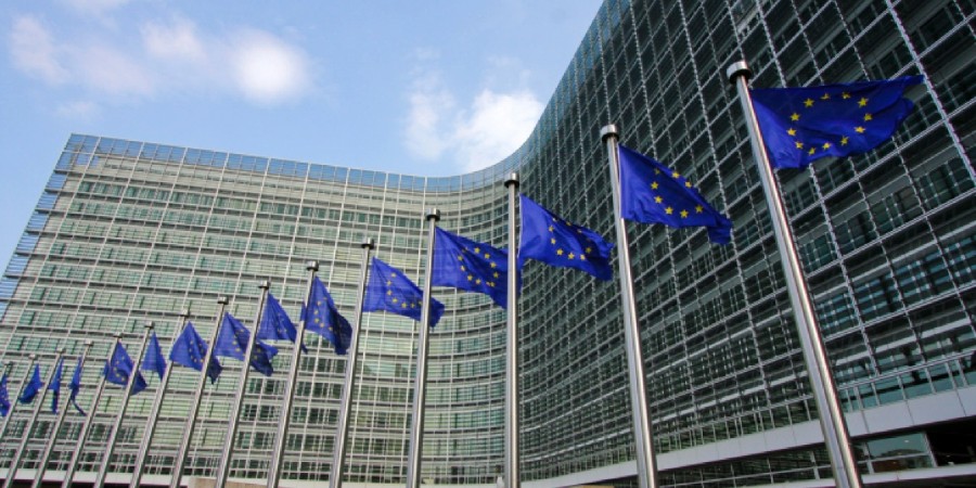 Κυρώσεις: Σε επικοινωνία η Κομισιόν με κράτη-μέλη για εφαρμογή τους - «Δεν σχολιάζουμε πιθανές μελλοντικές καταχωρήσεις»
