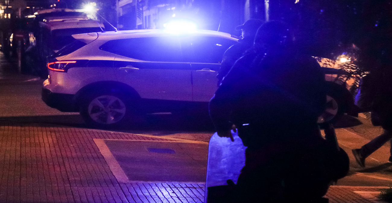 Πυροβολισμοί σε σπίτι στην Ελλάδα - Στο παιδικό δωμάτιο βρέθηκαν δυο σφαίρες - Αναζητούνται οι δράστες