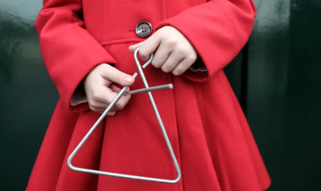 Κοριτσάκι βγήκε να πει τα κάλαντα και κατέληξε στο Νοσοκομείο - Σωτήρια παρέμβαση νοσηλεύτριας στην Ελλάδα - Τι συνέβη