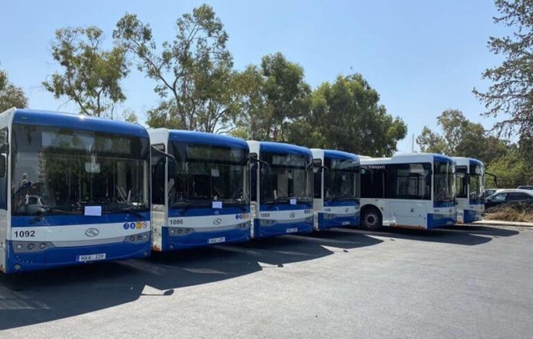 Κανονικά διεξάγονται από σήμερα τα δρομολόγια λεωφορείων της Larnaca Public Transport