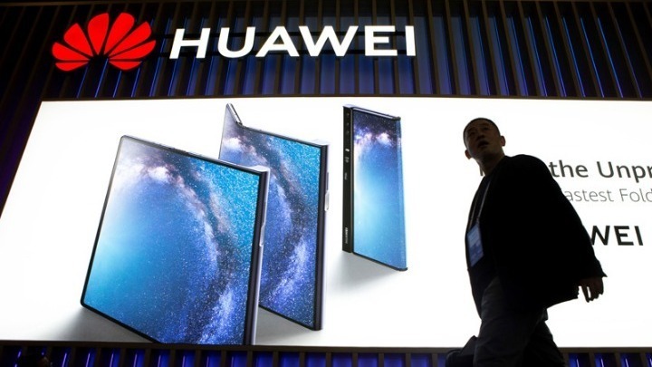 Το μερίδιο αγοράς της Huawei ενδέχεται να μειωθεί στο μισό εάν δεν αρθούν οι κυρώσεις των ΗΠΑ