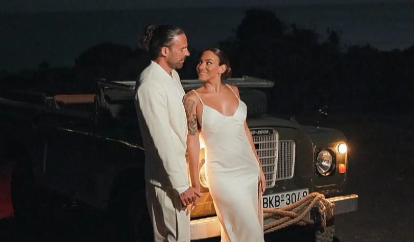 Ευρυδίκη Βαλαβάνη: Η τρυφερή φωτογραφία με τον Γρηγόρη Μόργκαν και τον 8 μηνών γιο τους