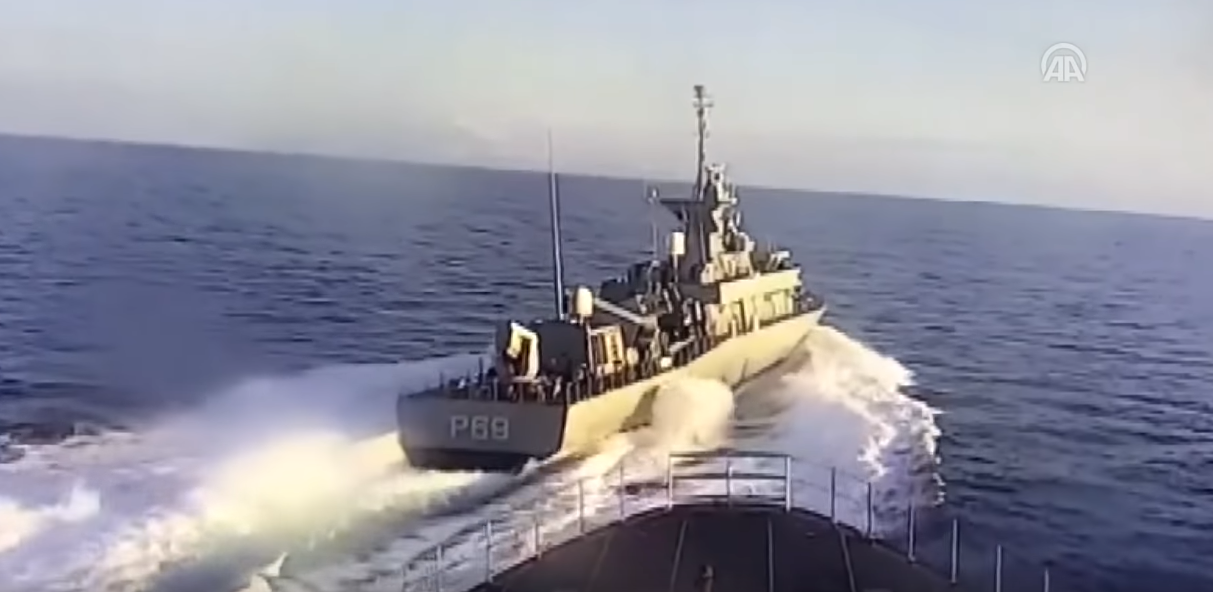 Παρενόχληση τούρκικης κορβέτας από ελληνικό πλοίο καταγγέλλει το Anadolu