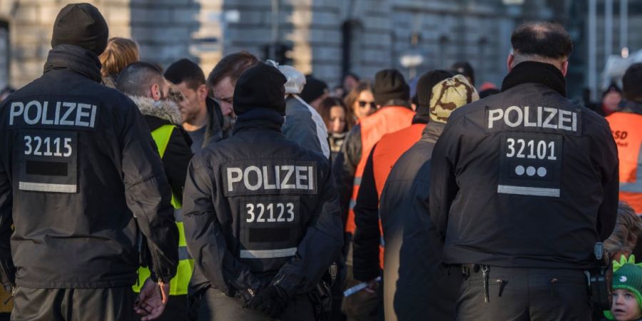 Συλλήψεις έξι νεοναζί στη Γερμανία