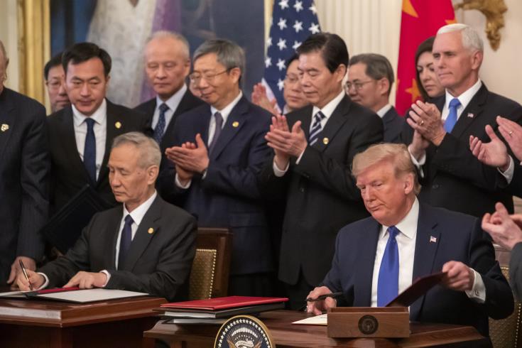 ΗΠΑ και Κίνα υπέγραψαν τη 'Φάση 1' της εμπορικής συμφωνίας