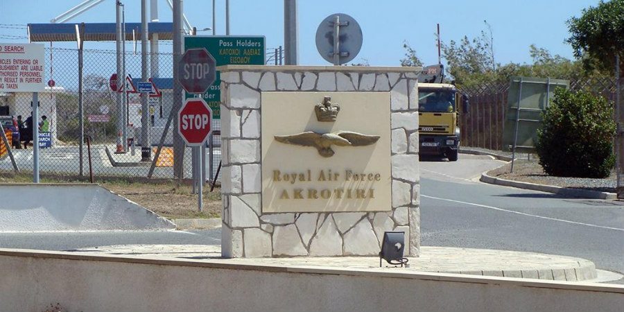 Καταφθάνουν χίλιοι περισσότεροι στρατιώτες του ΗΒ στην Κύπρο και την ευρύτερη περιοχή