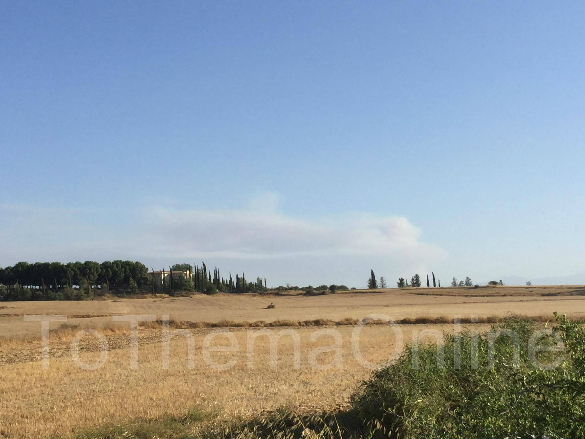 ΦΩΤΙΑ ΛΑΡΝΑΚΑΣ: Ορατή από τη Λευκωσία η πυρκαγιά μεταξύ Οράς και Βαβατσινιάς! - ΦΩΤΟΓΡΑΦΙΕΣ