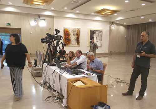 Τελευταίες προετοιμασίες για τη συνέντευξη Τύπου του Προέδρου Αναστασιάδη – 20 λεπτά η τοποθέτηση – ΦΩΤΟΓΡΑΦΙΕΣ