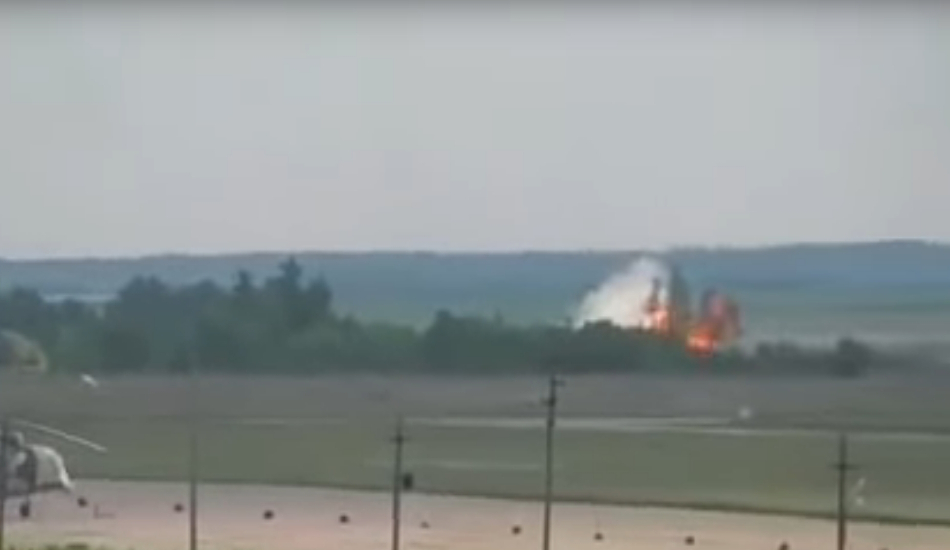 ΡΩΣΙΑ: Καρέ-καρέ η συντριβή του  An-26 – VIDEO