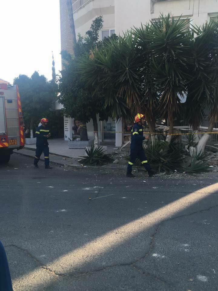 ΛΕΜΕΣΟΣ: Το «μπαλάκι» στον Δήμο για την πτώση του μπαλκονιού - ΦΩΤΟΓΡΑΦΙΕΣ