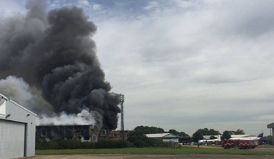 Έκρηξη και φωτιά κοντά στο αεροδρόμιο Σάουθεντ της Αγγλίας - ΒΙΝΤΕΟ