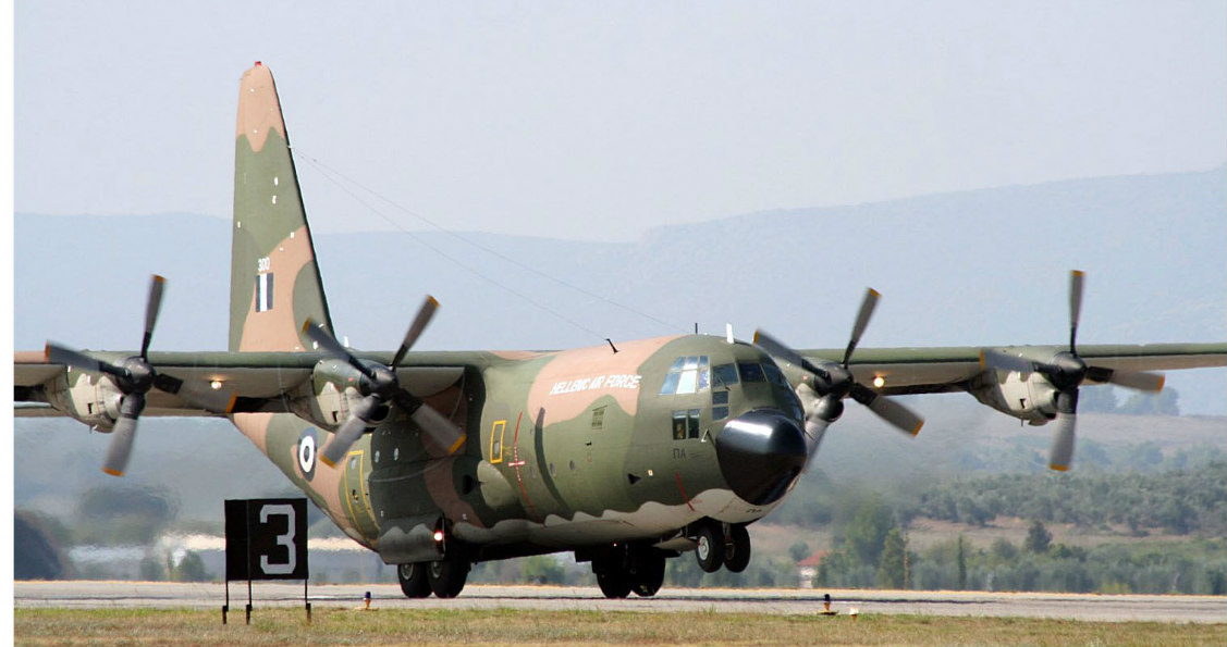Μηχανικό πρόβλημα στο C-130 που θα μετέφερε τους Κύπριους πυροσβέστες στην Αθήνα